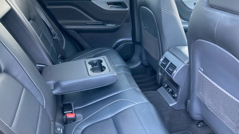 Jaguar F-Pace 2.0d [180] Chequered Flag 5dr Auto AWD Diesel Estate